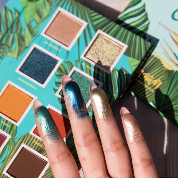 Reina Del Caribe Eyeshadow Palette | ALAMAR COSMETICS - Picture 2 of 8